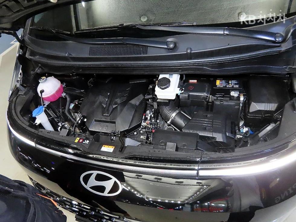 Hyundai Staria — miniaturë 16