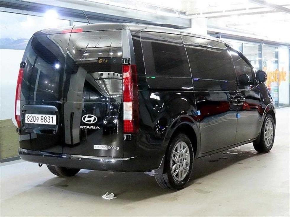Hyundai Staria — miniaturë 4