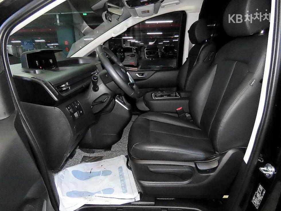 Hyundai Staria — miniaturë 6