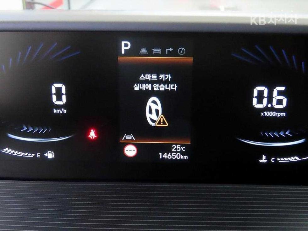 Hyundai Staria — miniaturë 8