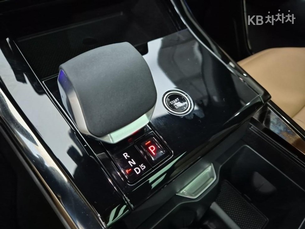 Land Rover Range Rover Sport — miniaturë 8