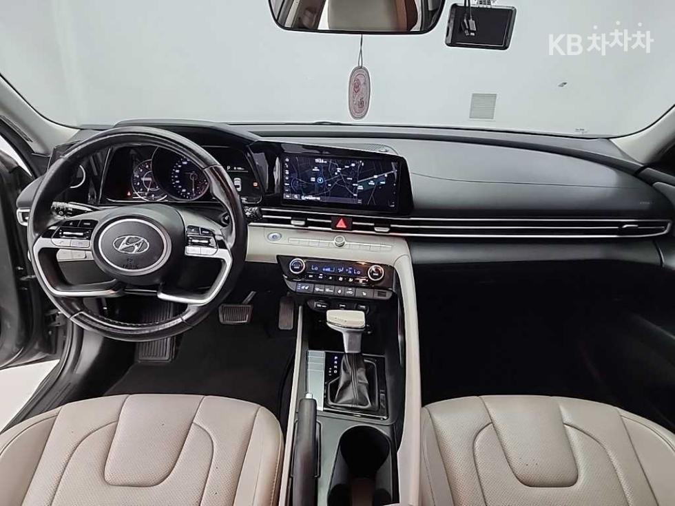 Hyundai Avante — miniaturë 7