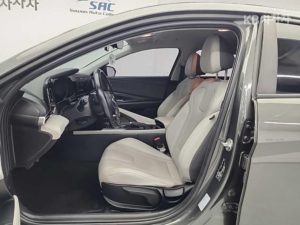 Hyundai Avante — miniaturë 11