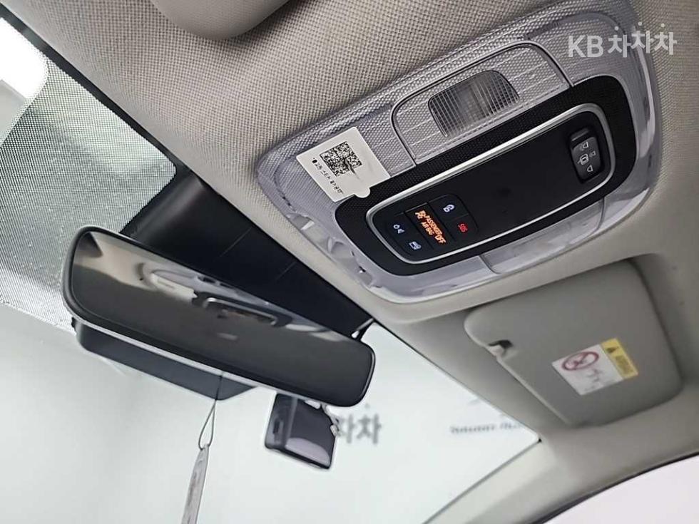 Hyundai Avante — miniaturë 15