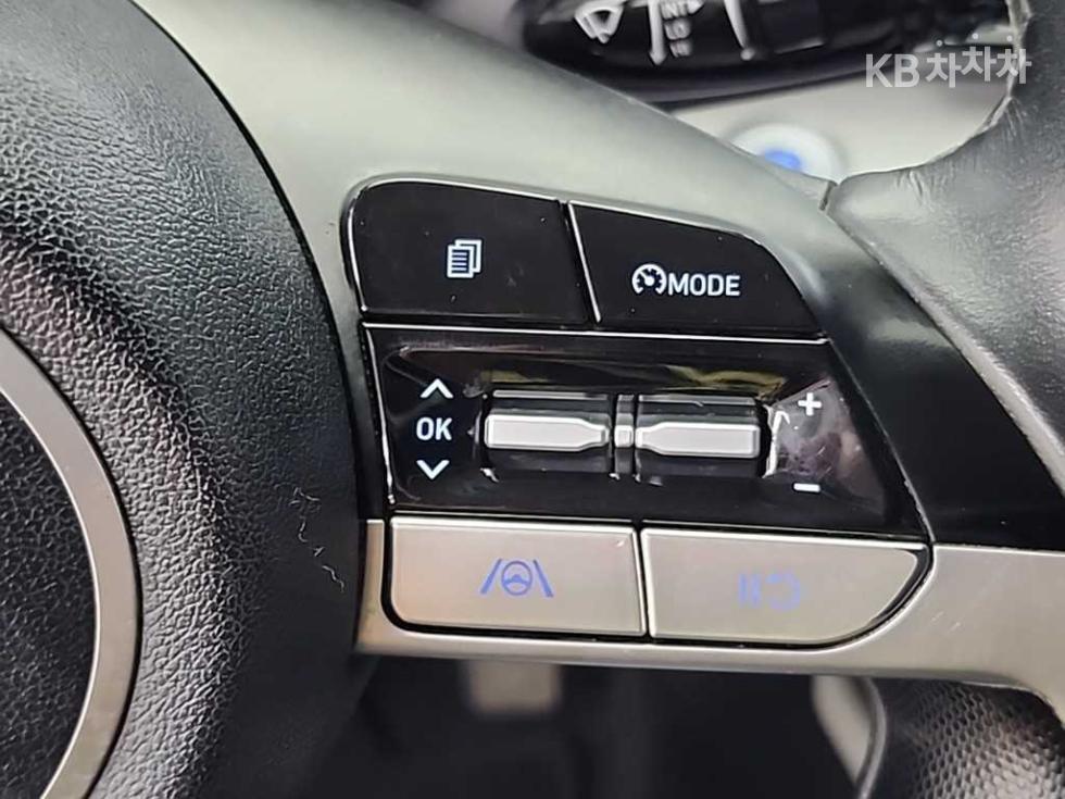 Hyundai Avante — miniaturë 16