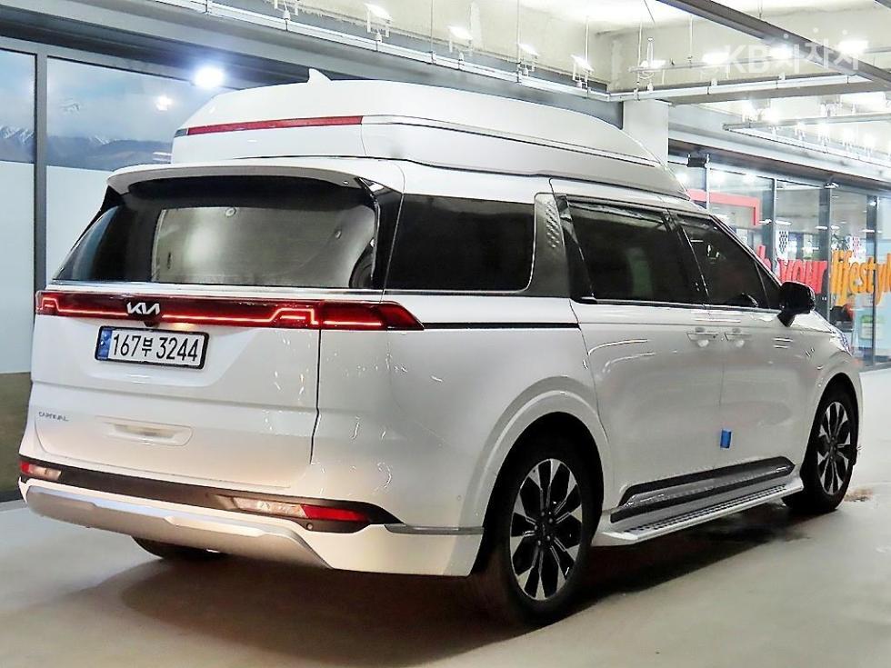 Kia Carnival — miniaturë 4