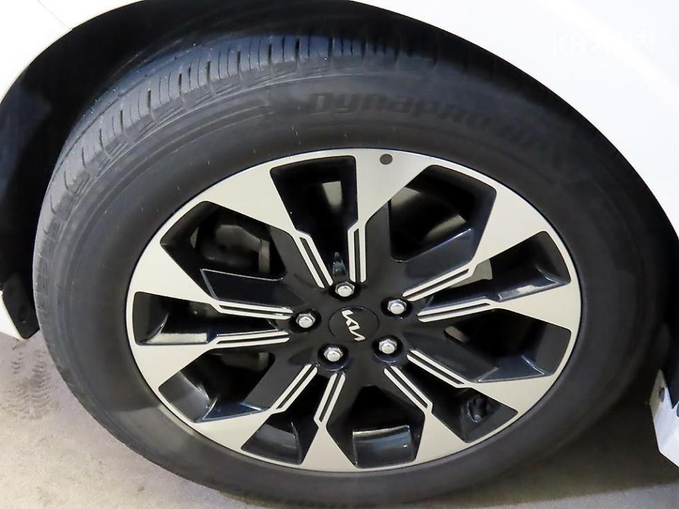Kia Carnival — miniaturë 20