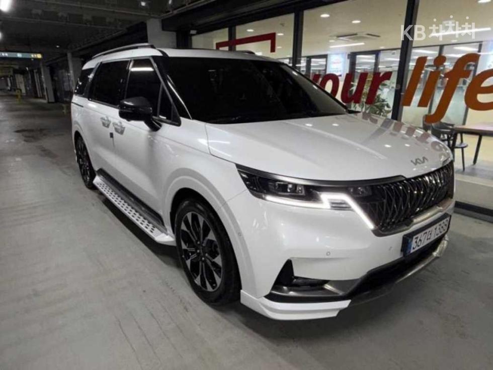 Kia Carnival — miniaturë 2