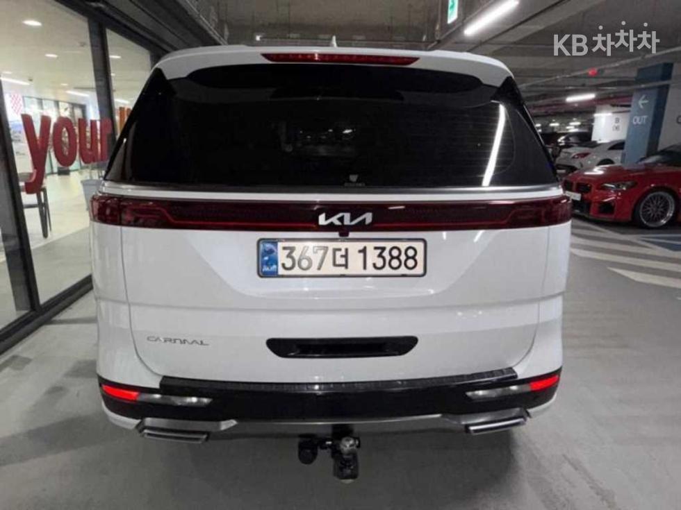 Kia Carnival — miniaturë 5
