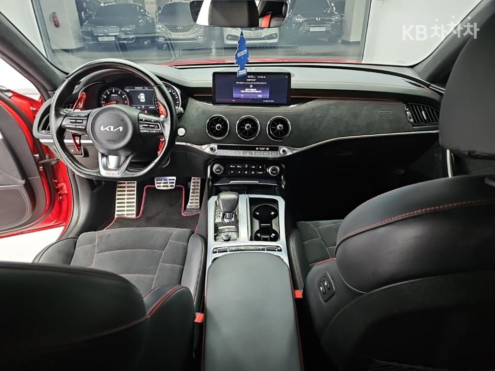 2022 Kia Used Car photo