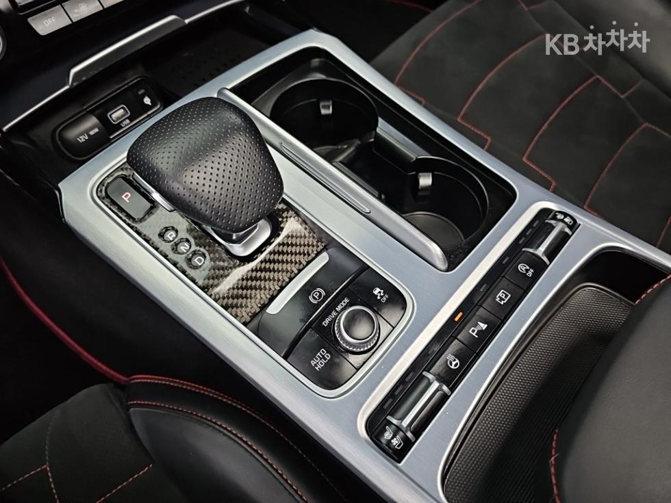 2022 Kia Used Car photo