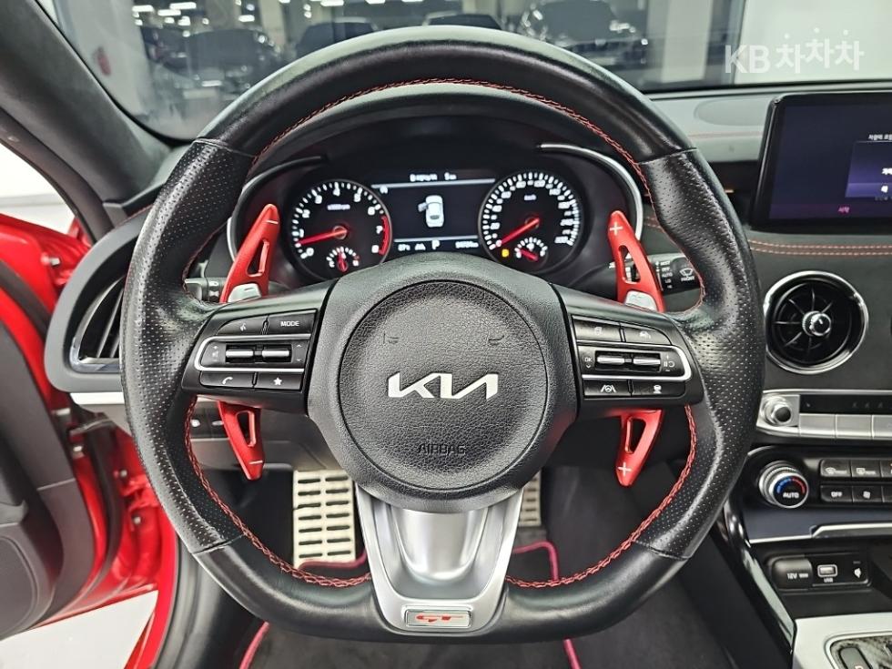 2022 Kia Used Car photo