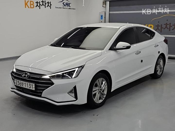 Hyundai Avante smartstream g1.6  premium — foto 1