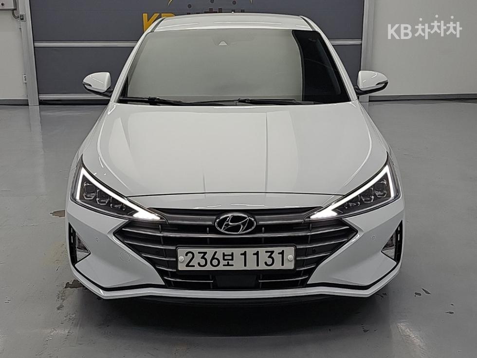 Hyundai Avante — miniaturë 2