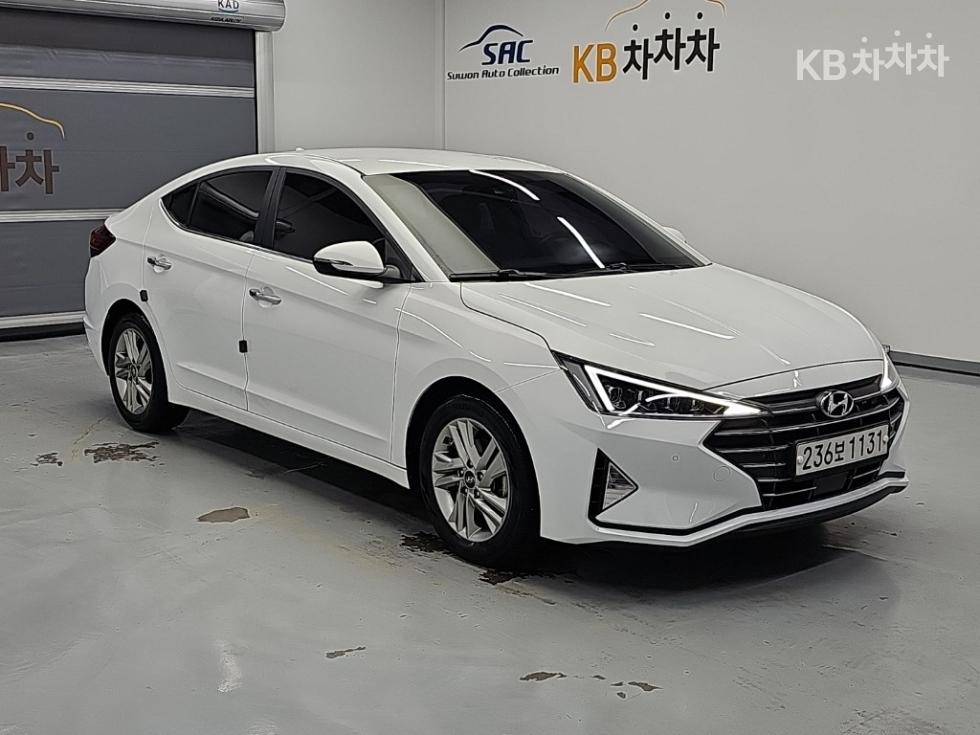 Hyundai Avante — miniaturë 4