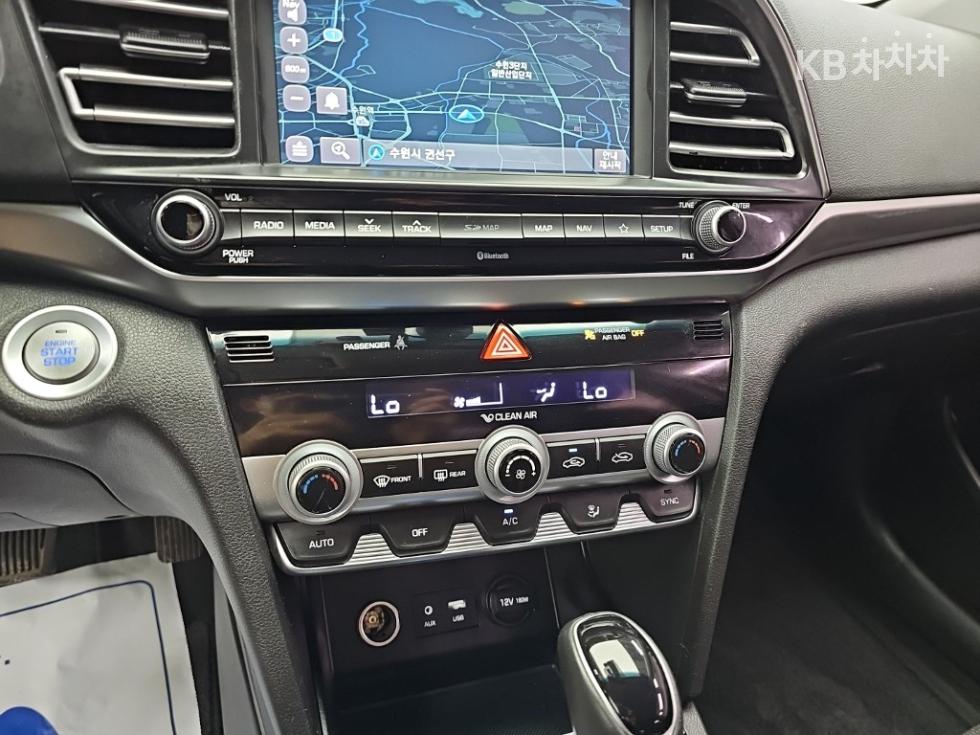 Hyundai Avante — miniaturë 10