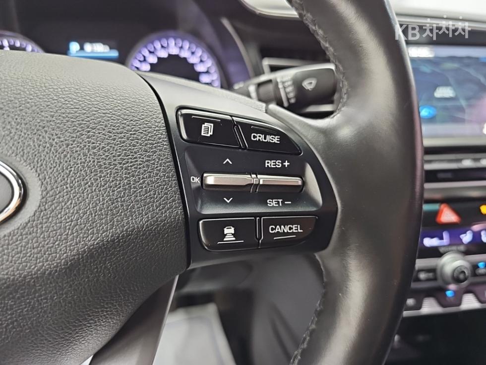 Hyundai Avante — miniaturë 17