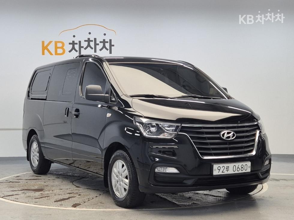 Hyundai Starex — miniaturë 4