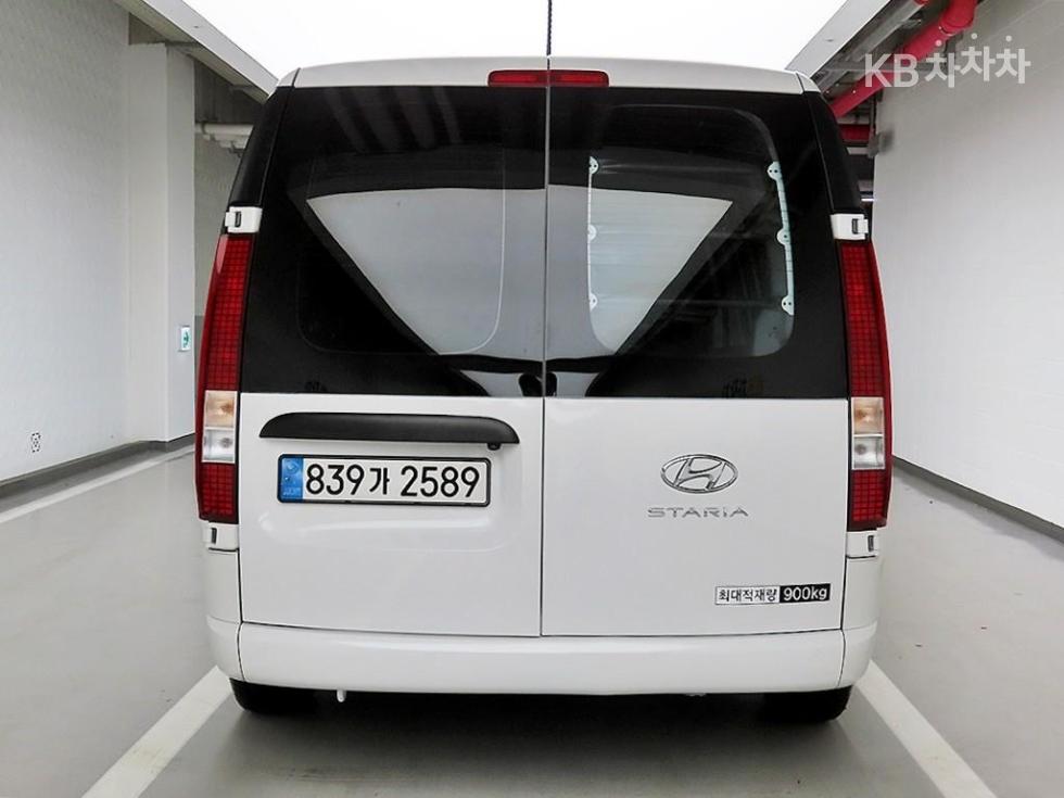 Hyundai Staria — miniaturë 3