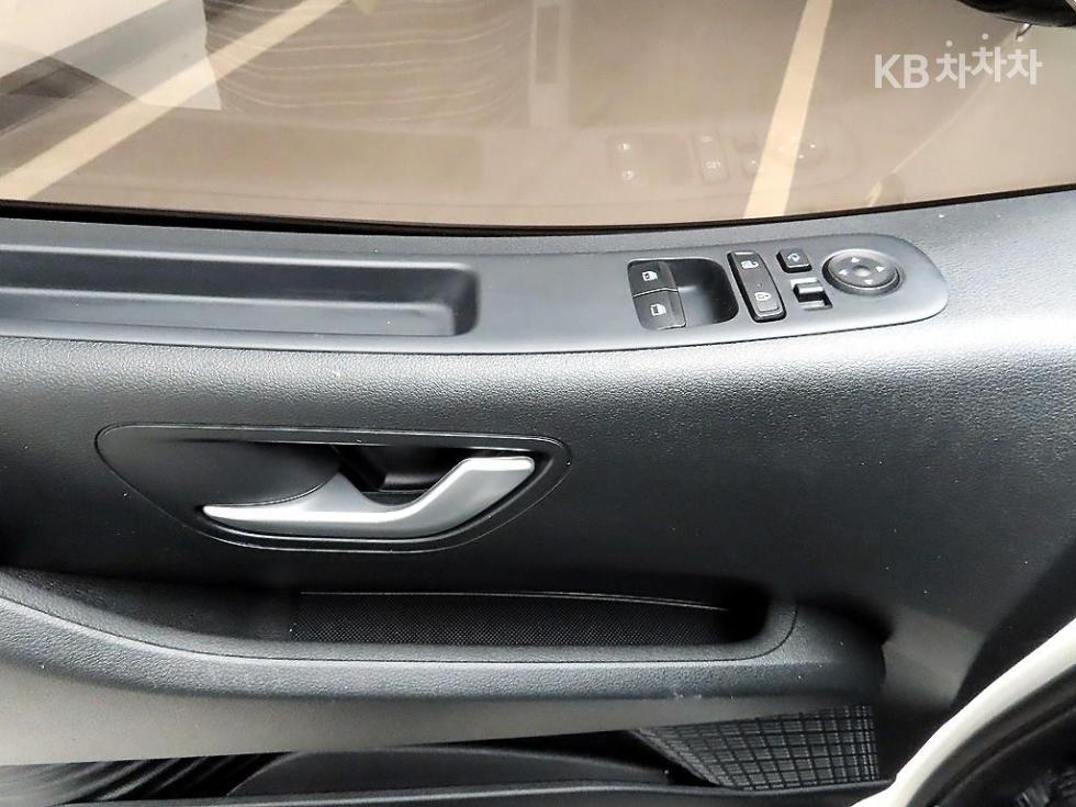 Hyundai Staria — miniaturë 10