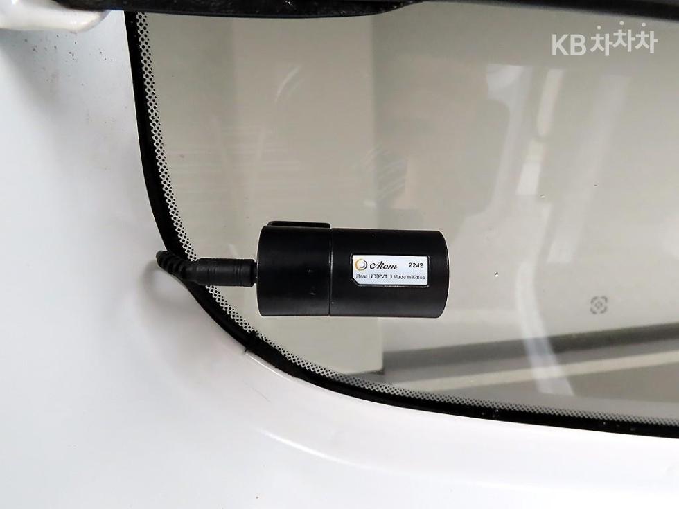 Hyundai Staria — miniaturë 18