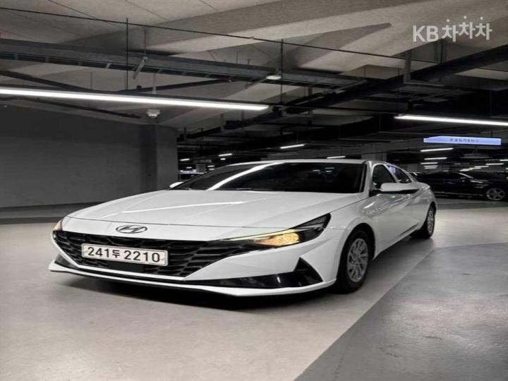 Hyundai Avante 1.6  gasoline  smart — foto 1