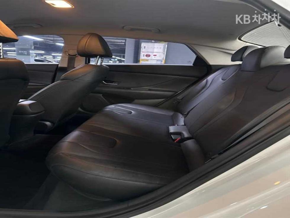 Hyundai Avante — miniaturë 6