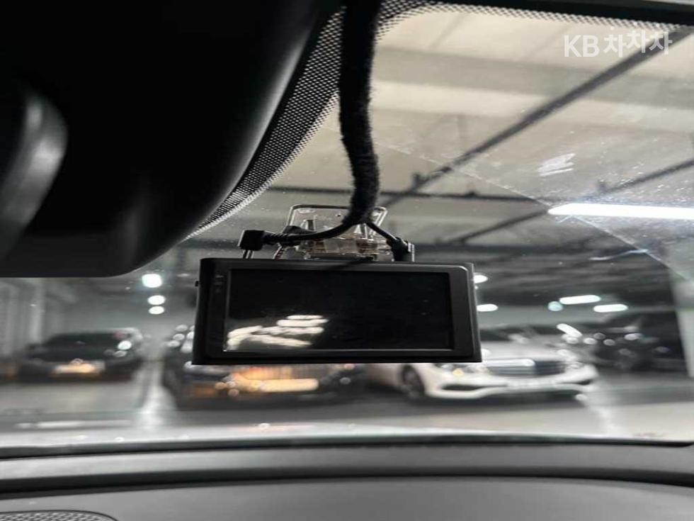 Hyundai Avante — miniaturë 10