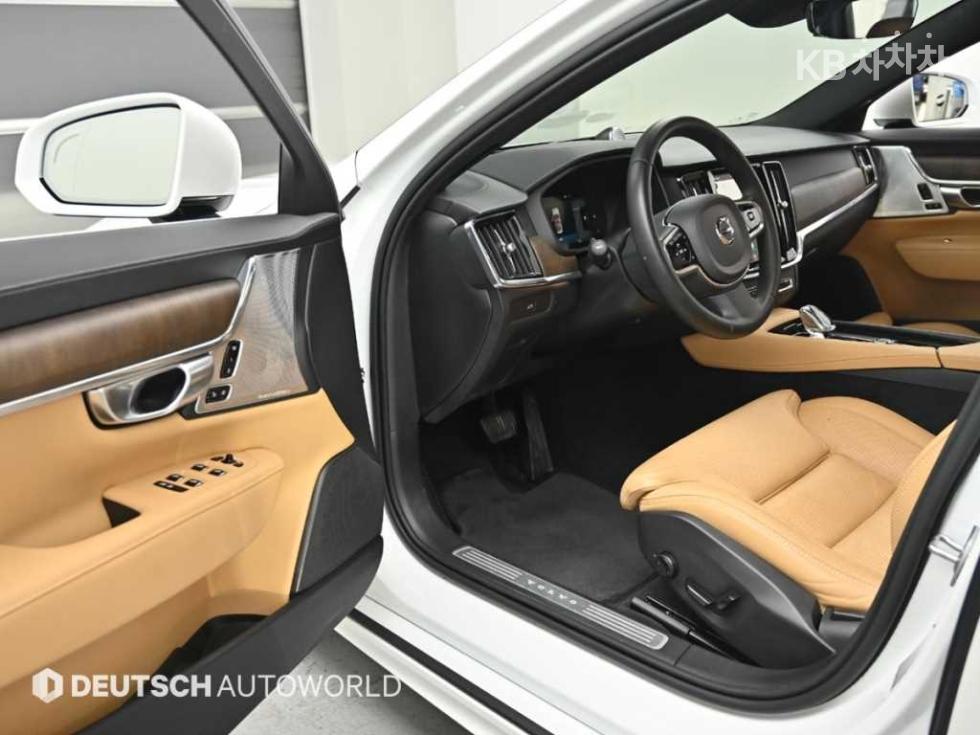 Volvo S90 — miniaturë 11