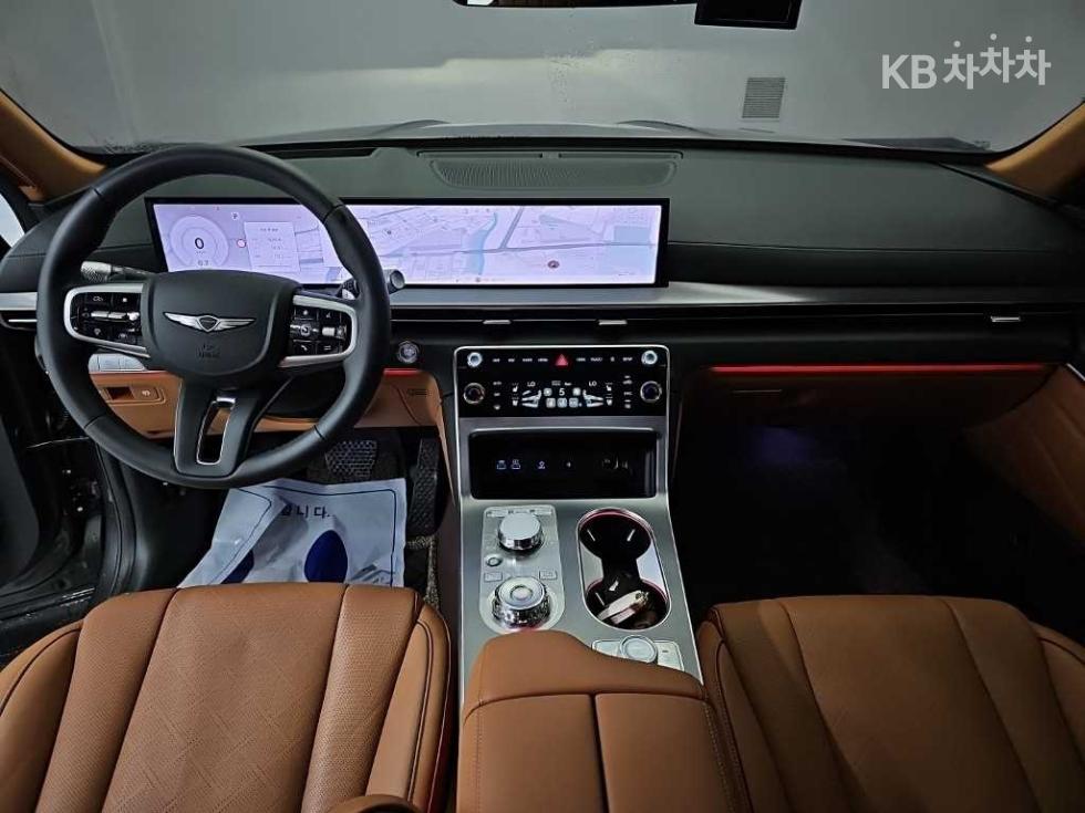 2024 Genesis GV80 photo