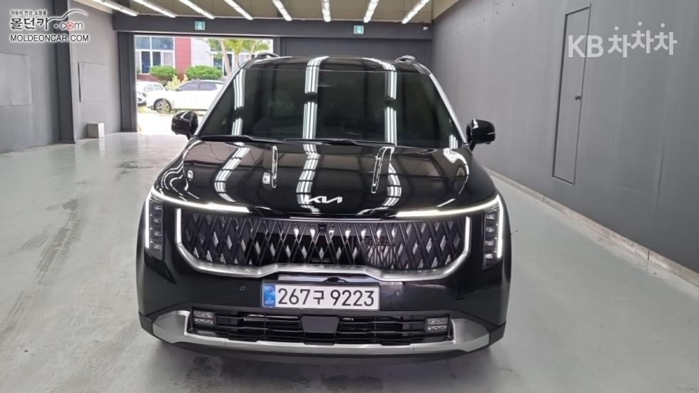 Kia Carnival — miniaturë 3