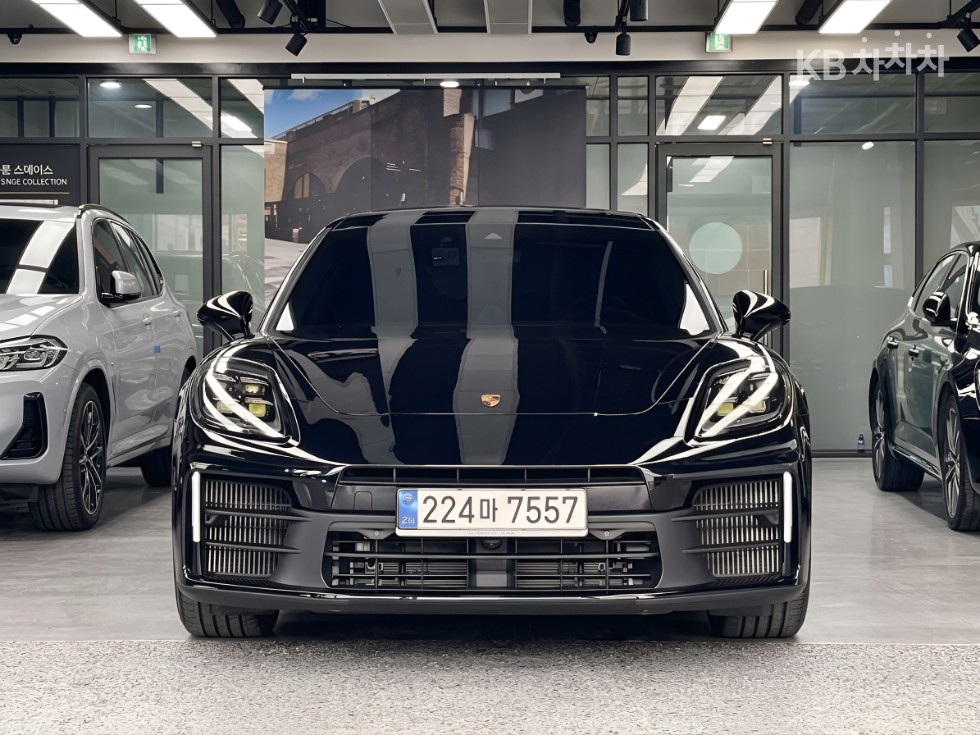 Porsche Panamera — miniaturë 3