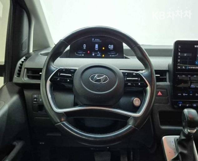Hyundai Staria — miniaturë 9