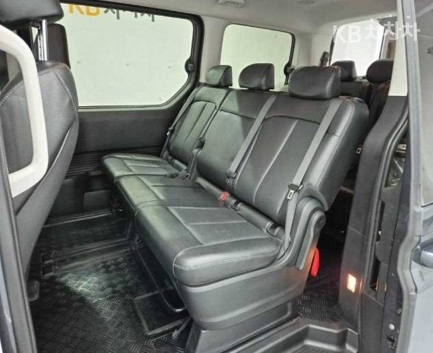 Hyundai Staria — miniaturë 12