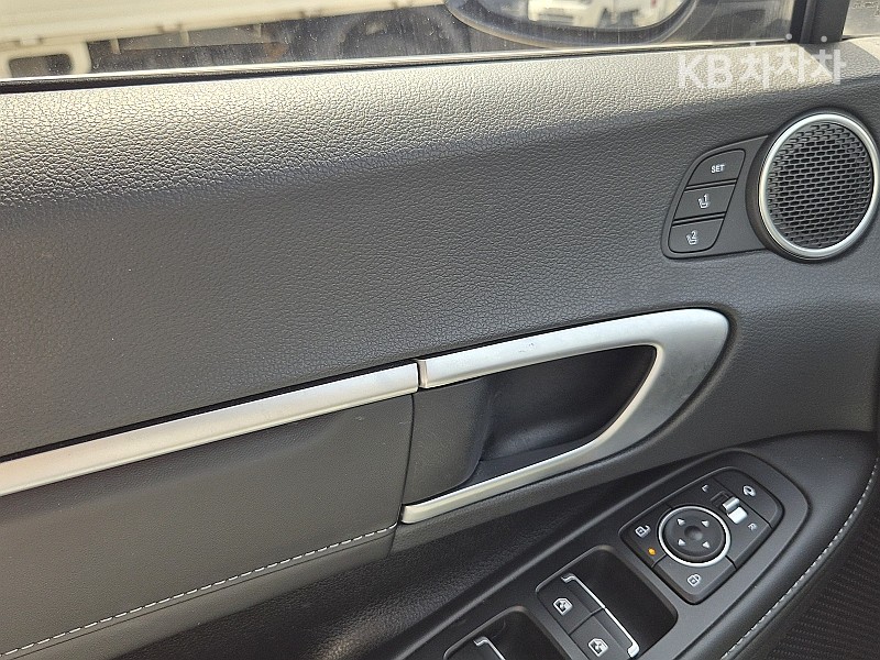 Hyundai Sonata — miniaturë 17