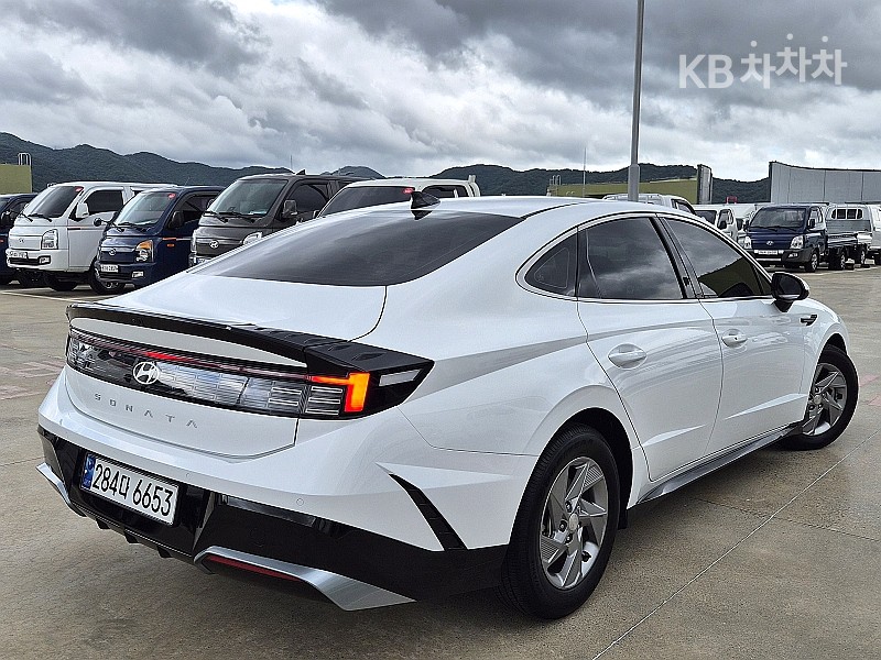 Hyundai Sonata — miniaturë 4