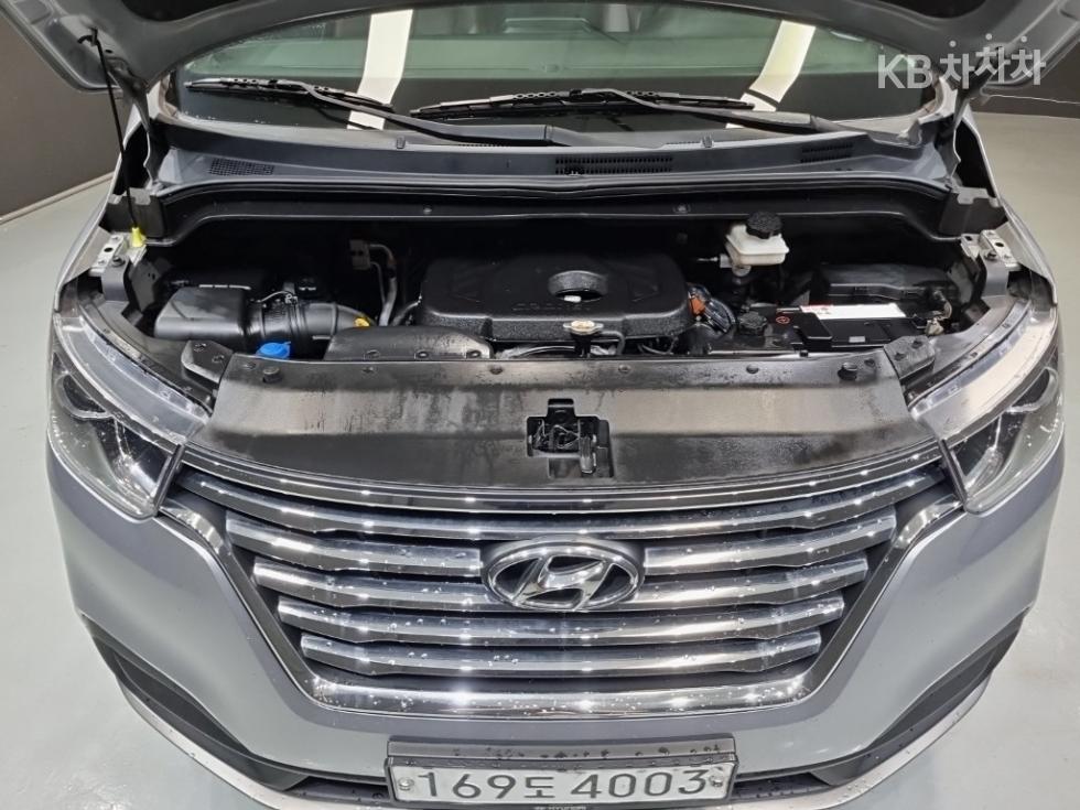 Hyundai Starex — miniaturë 8