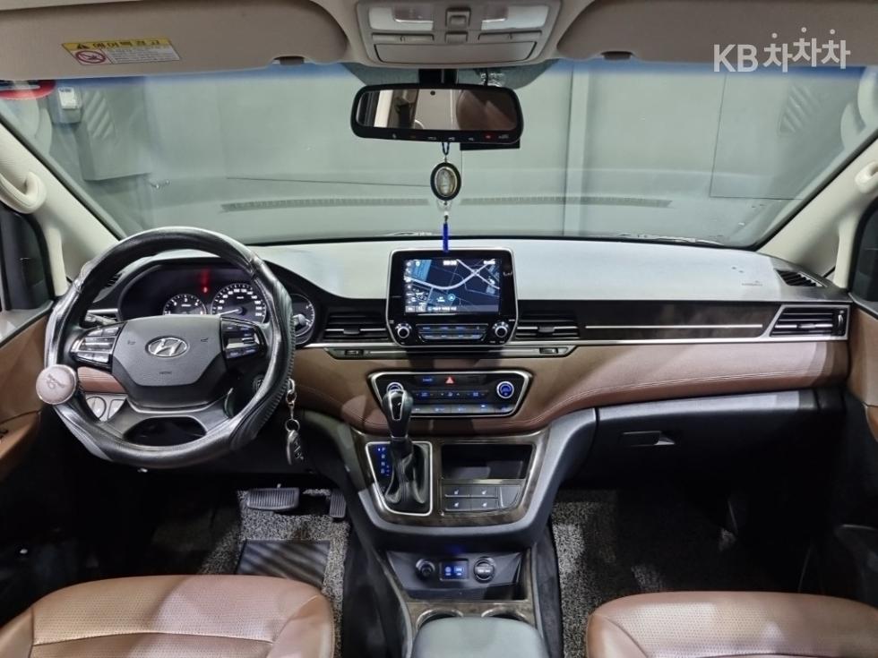 Hyundai Starex — miniaturë 9