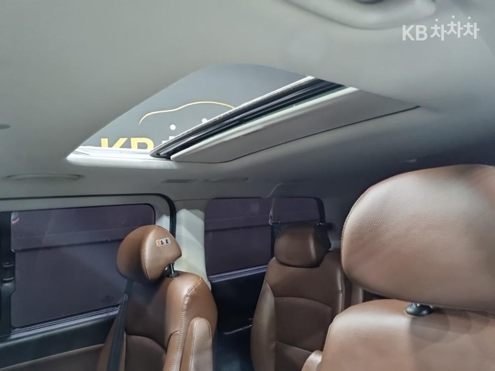 Hyundai Starex — miniaturë 25