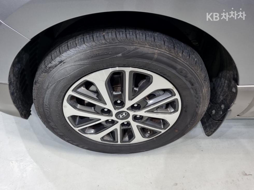 Hyundai Starex — miniaturë 27
