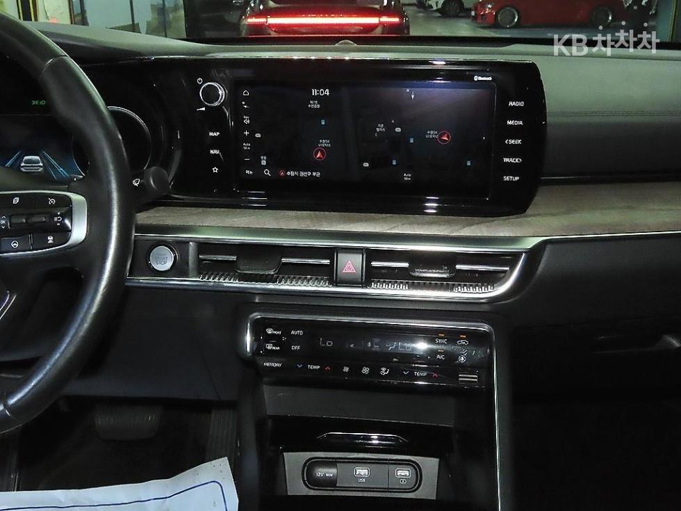 Kia K5 — miniaturë 11