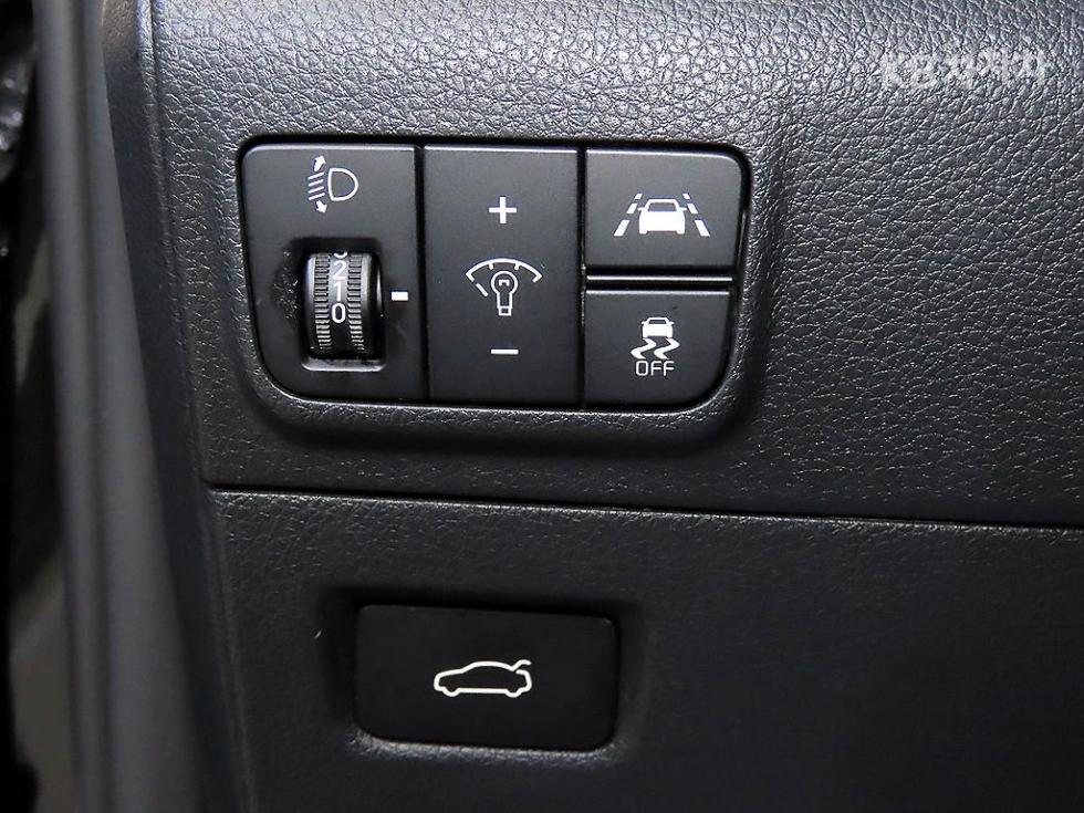 Kia K5 — miniaturë 16