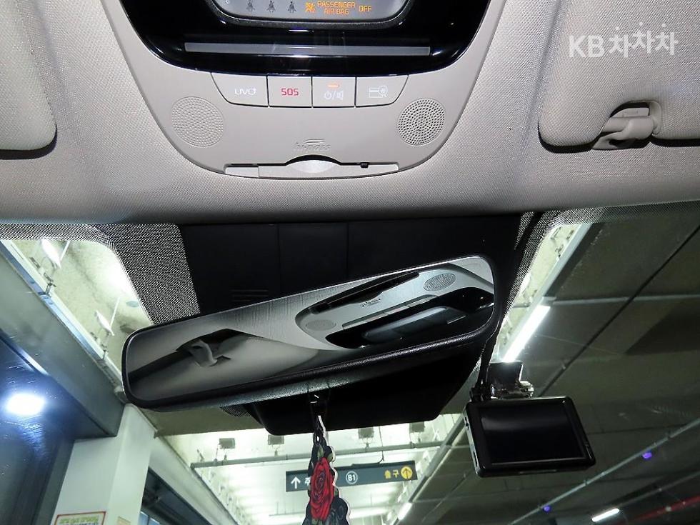 Kia K5 — miniaturë 17