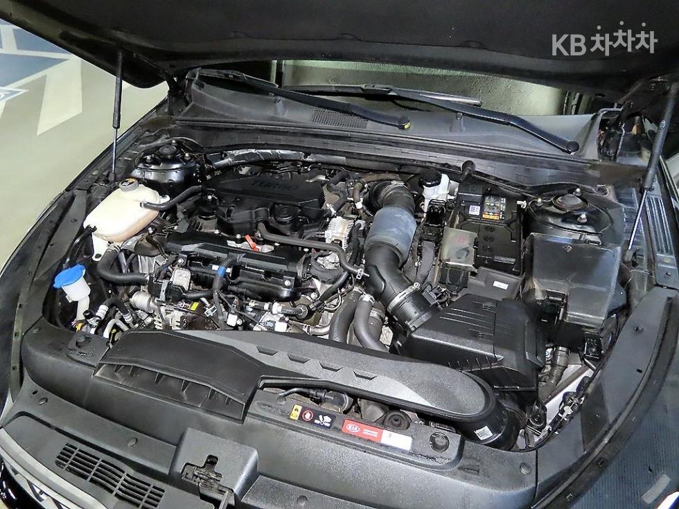 Kia K5 — miniaturë 19