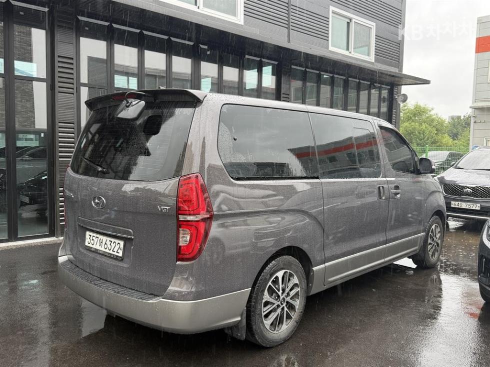 Hyundai Starex — miniaturë 3