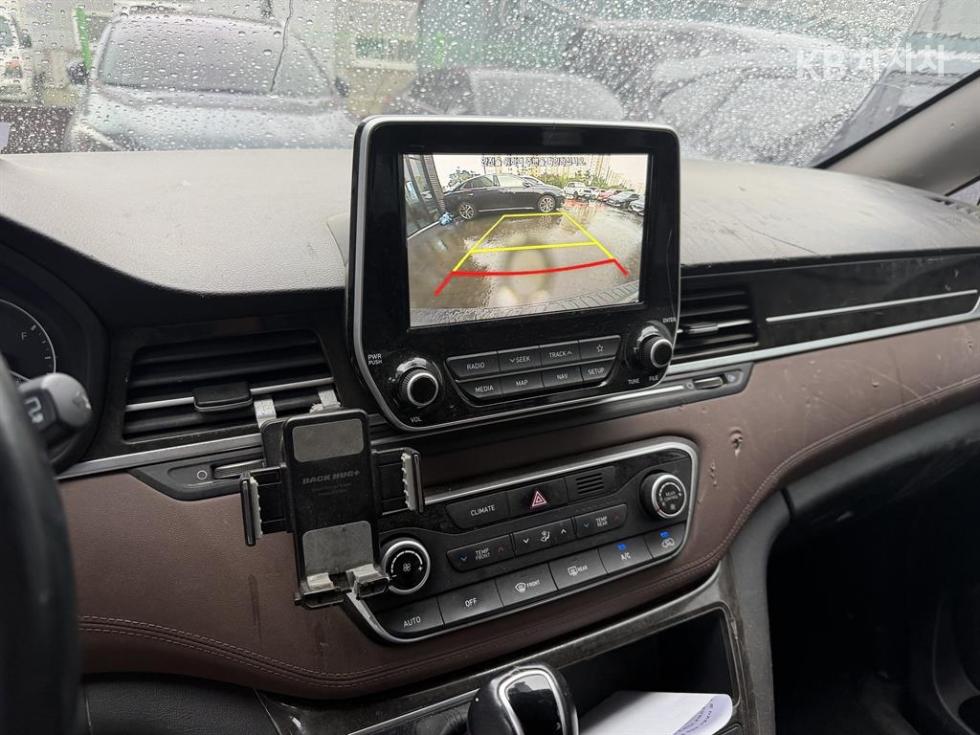 Hyundai Starex — miniaturë 7
