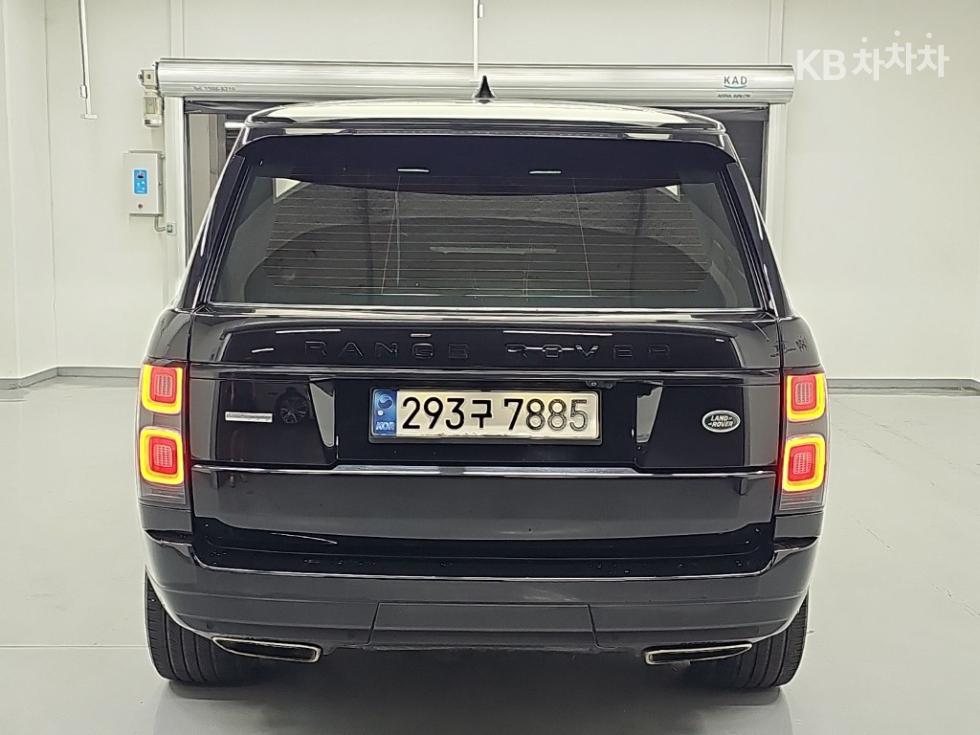 2018 Land Rover Used Car photo