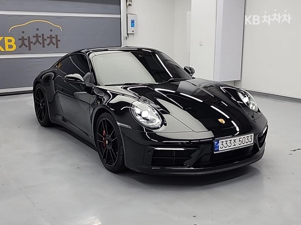 2023 Porsche 911 photo