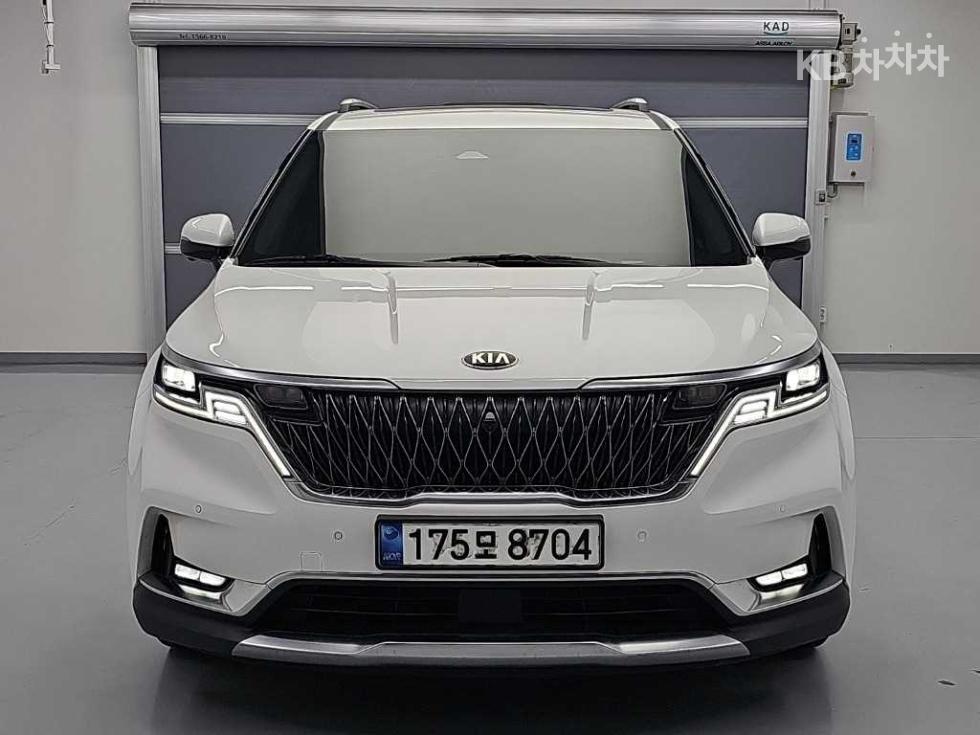 Kia Carnival — miniaturë 2