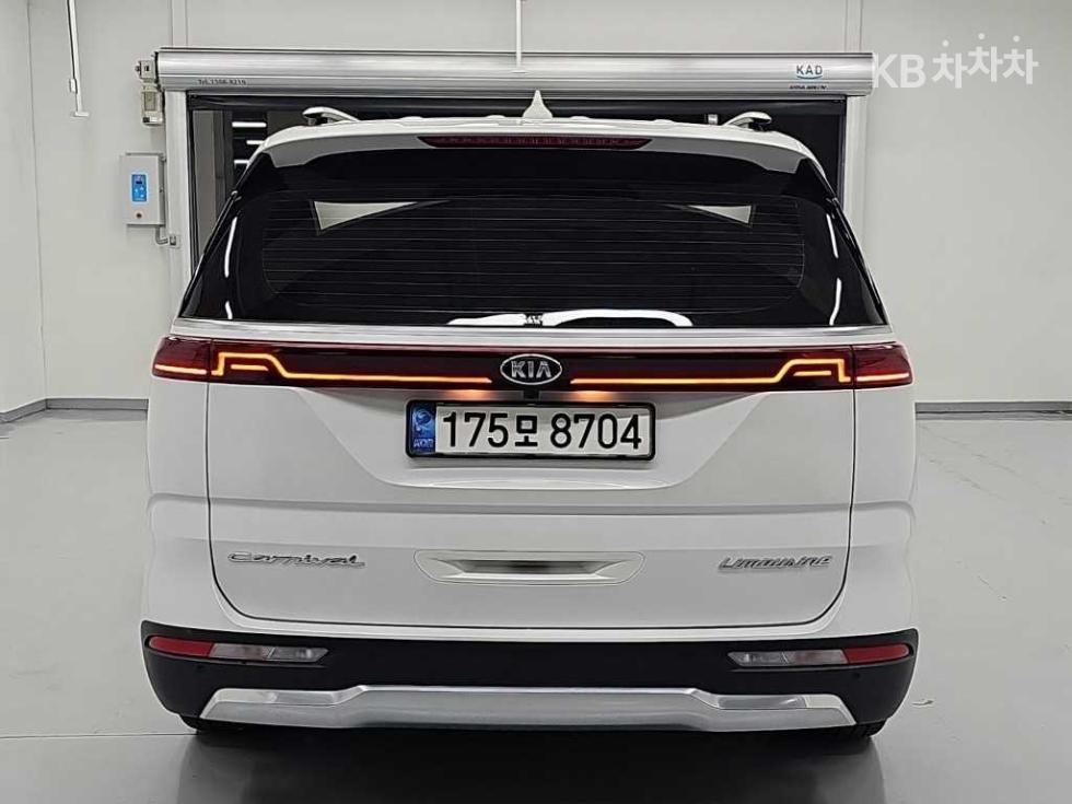Kia Carnival — miniaturë 3